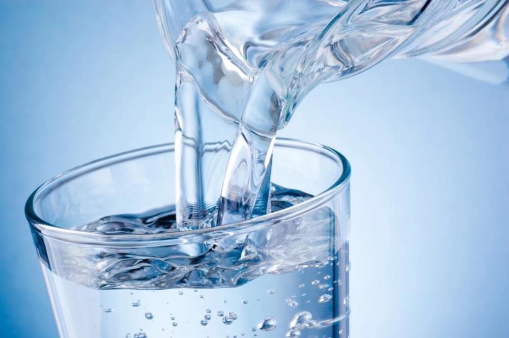 Uống đủ nước là điều cần thiết đối với bệnh nhân ung thư thực quản
